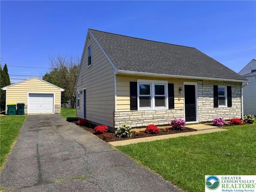 3037 Eldridge Ave, EASTON, PA, 18045-2412 | Card Image