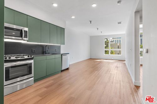 705-10601 Washington Boulevard, Culver City, CA, 90232 | Card Image