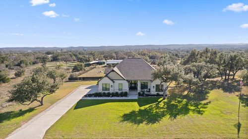 225 Spicewood Trails Dr, Spicewood, TX, 78669-2199 | Card Image