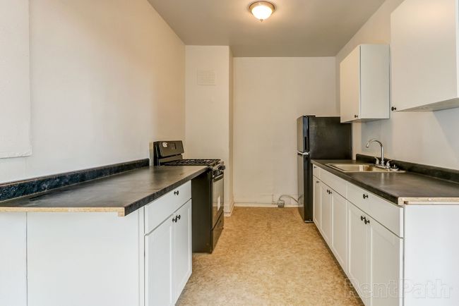 APT-108 - 2258 W Grand Blvd, Condo with 2 bedrooms, 1 bathrooms and null parking in Detroit MI | Image 4