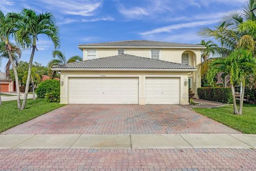 4702 Nw 120th Way, Coral Springs, FL, 33076-3539 | Card Image