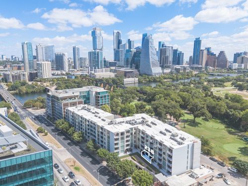 unit-218-210 Lee Barton Dr, Austin, TX, 78704-1044 | Card Image