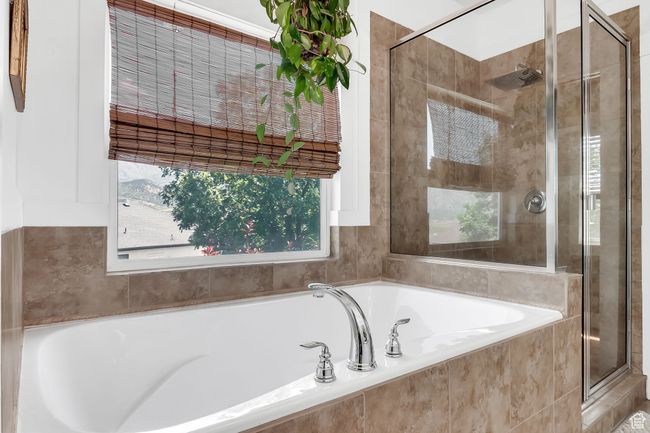 Primary bathroom | Image 22