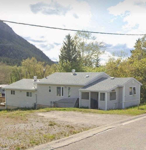 14830 21 Ave, Blairmore, AB, T0K0E0 | Card Image