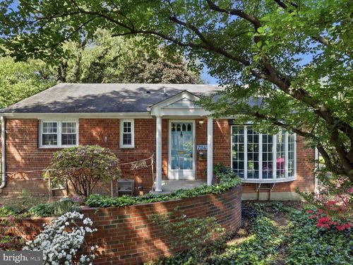 7247 Deborah Dr, FALLS CHURCH, VA, 22046-3722 | Card Image