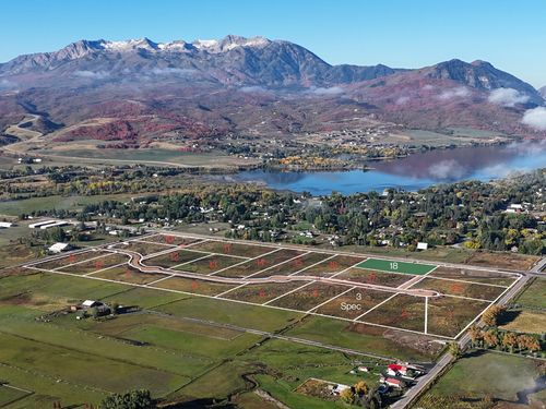 18-249 S 7900 E, Huntsville, UT, 84317 | Card Image