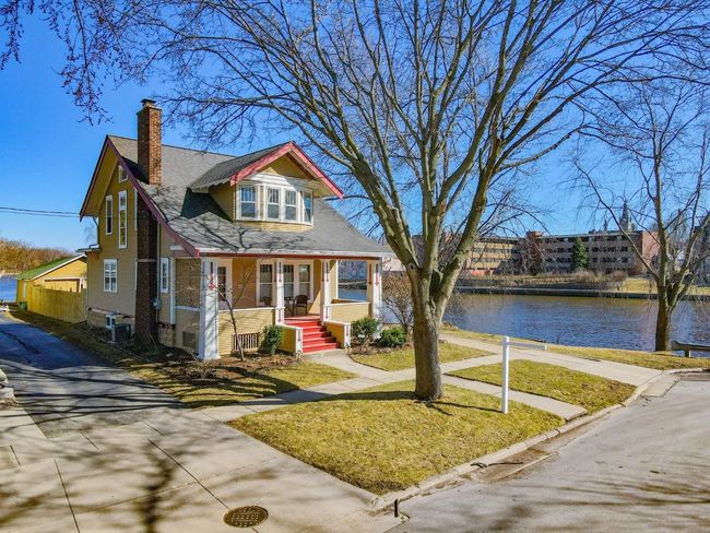 102 Clarence St, House other with 3 bedrooms, 2 bathrooms and null parking in FORT ATKINSON WI | Image 52