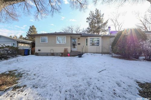 61 Bannister Avenue, Regina, SK, S4R5K8 | Card Image