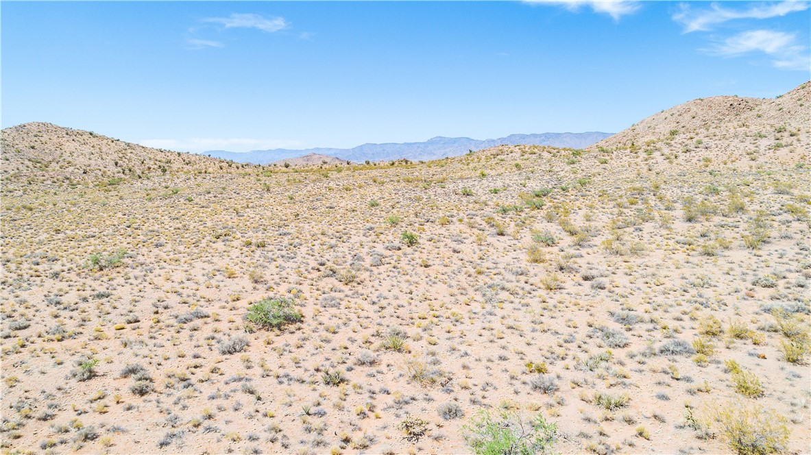 Land in Kingman 4