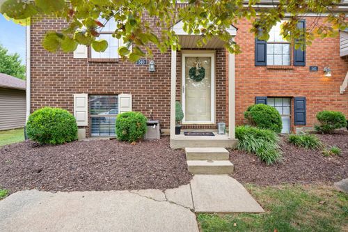 540 El Paseo Pl, Lexington, KY, 40517-4146 | Card Image