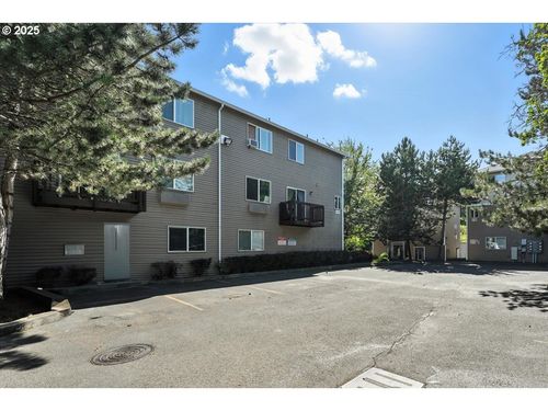 1-3317 Se 122nd Ave, Portland, OR, 97236-3294 | Card Image