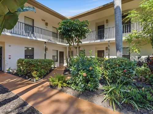 e105-1833 Courtyard Way, NAPLES, FL, 34112-9309 | Card Image