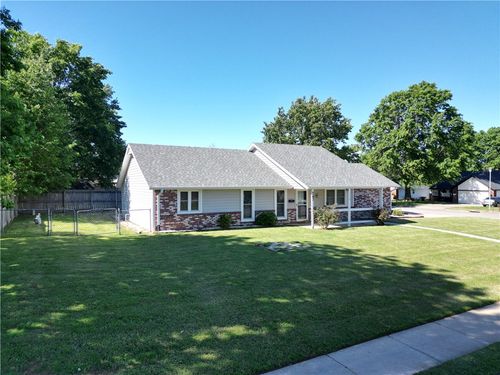 767 Terry Ave, Springdale, AR, 72764-6805 | Card Image