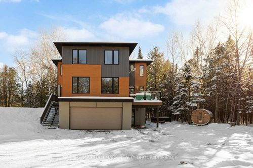 3311 Barlow Cres, Dunrobin, ON, K0A1T0 | Card Image