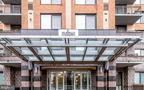 705-2451 Midtown Ave, ALEXANDRIA, VA, 22303-1427 | Card Image