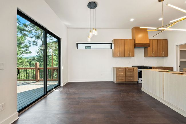 Kitchen | Image 15