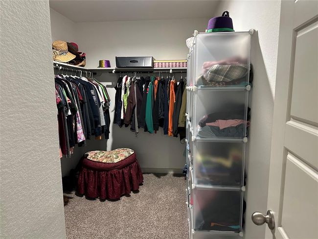 Primary Walkin Closet #1 | Image 32