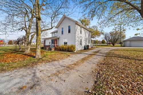 29118 Millbury Rd, Millbury, OH, 43447-9844 | Card Image