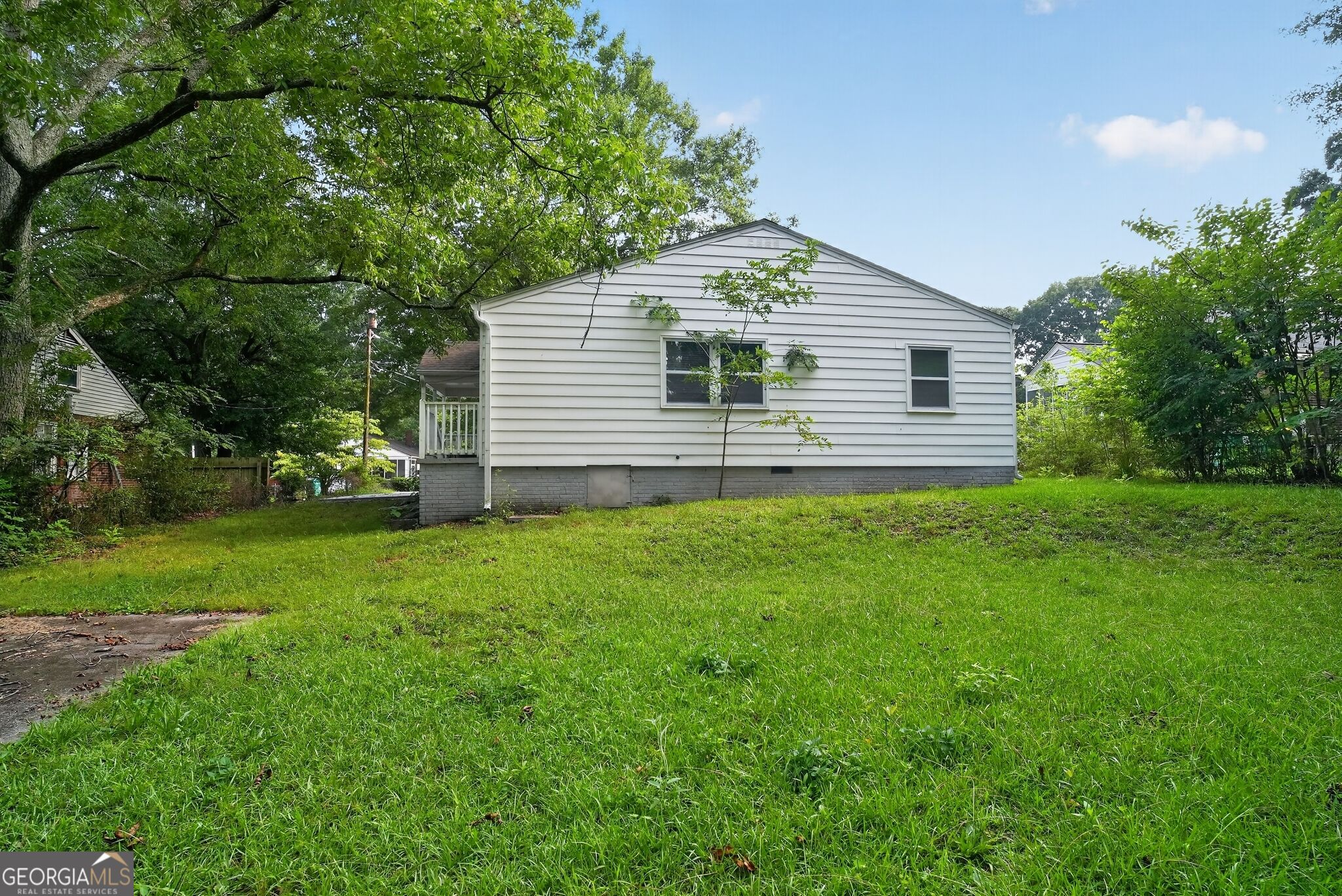 Residential Lease in Forest Park 3