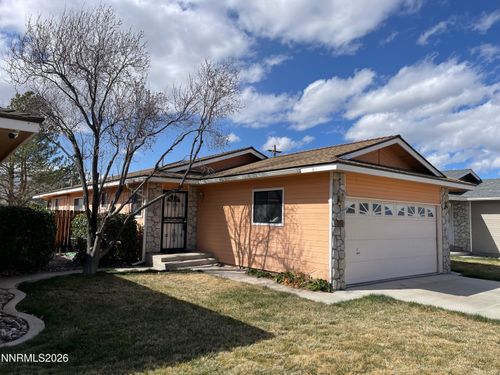 321 S West St, Yerington, NV, 89447-2568 | Card Image