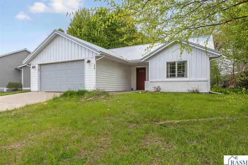 308 Tanager Road, Mankato, MN, 56001 | Card Image