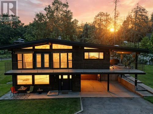 5790 70 Ave Ne, Canoe, BC, V0E1K0 | Card Image