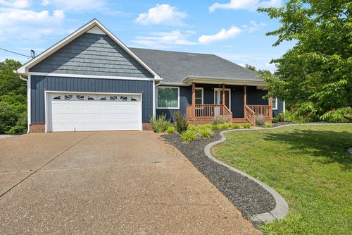 141 Crestview Dr, Lewisburg, TN, 37091-4611 | Card Image