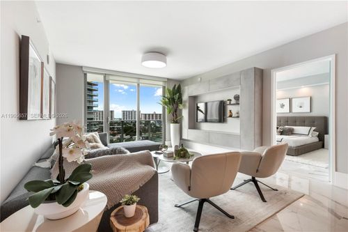 unit-806-300 Sunny Isles Blvd, Sunny Isles Beach, FL, 33160-5637 | Card Image