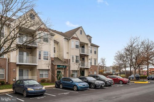 1-310-8961 Town Center Cir, UPPER MARLBORO, MD, 20774-4772 | Card Image