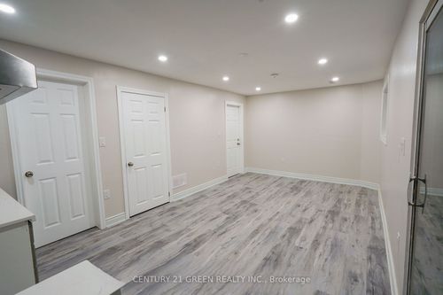 bsmt-123 Kingswood Dr, Brampton, ON, L6V2X5 | Card Image