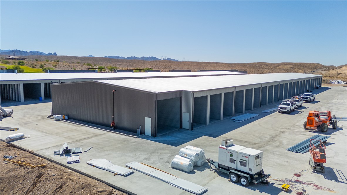 Commercial Sale in Bullhead City 2