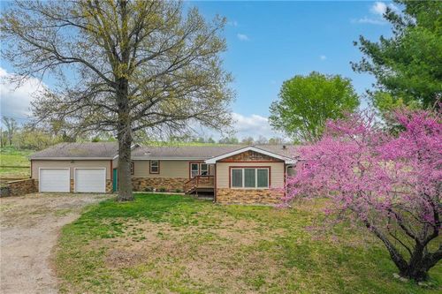 34530 255th St, Easton, KS, 66020-7280 | Card Image