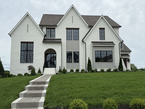 8103 Turning Point Dr, Brentwood, TN, 37027-2103 | Card Image