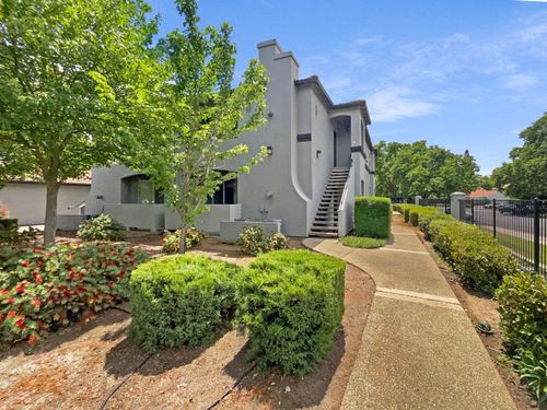 unit-5-5201 Laguna Oaks Dr, Elk Grove, CA, 95758-7317 | Card Image