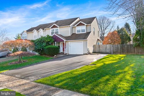 29 Tree Bark Ln, SOUTHAMPTON, PA, 18966-2834 | Card Image