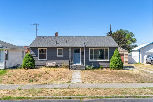 4615 N King Ct, Spokane, WA, 99205-1927 | Card Image