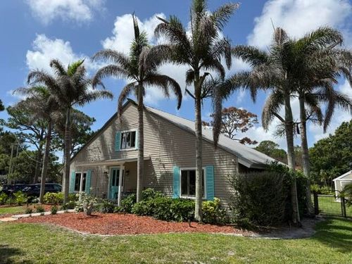 709 Savannah St, Fort Pierce, FL, 34982-7455 | Card Image