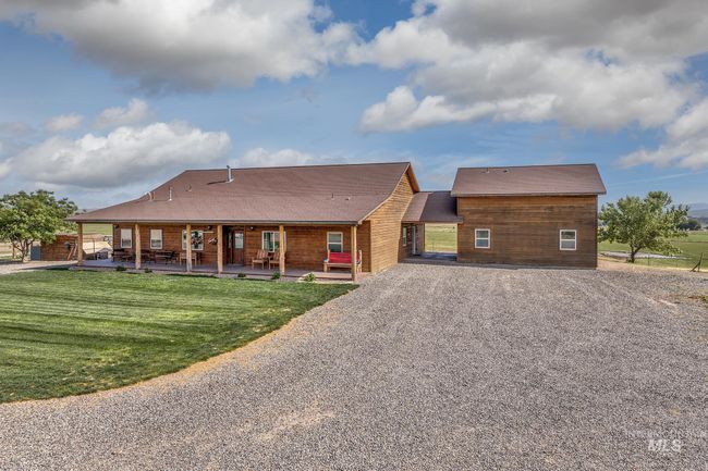 2175 Graham Blvd, Home with 4 bedrooms, 4 bathrooms and 2 parking in Vale OR | Image 6