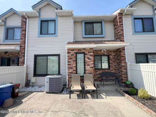 29 Shirra Ave, Staten Island, NY, 10314-4986 | Card Image