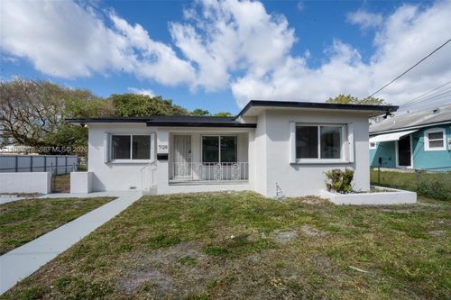 7128 Nw 20th Ave, Miami, FL, 33147-6320 | Card Image