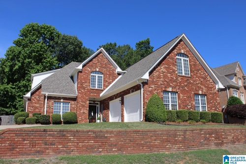4882 Crystal Cir, HOOVER, AL, 35226-4914 | Card Image