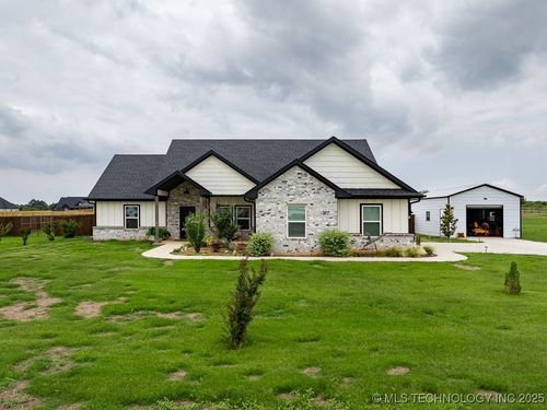 40 Wilson Pkwy, Durant, OK, 74701-3550 | Card Image