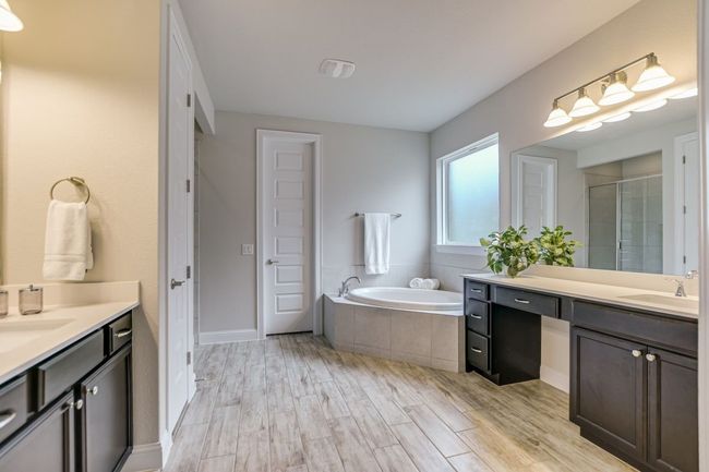 7105 Windthorst Cv, House other with 4 bedrooms, 3 bathrooms and 4 parking in Austin TX | Image 10