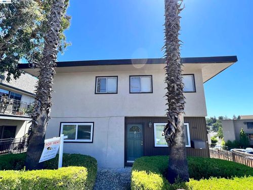 1330 Mt Pisgah Rd, Walnut Creek, CA, 94596-4875 | Card Image