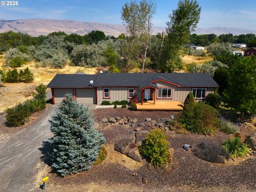 527 Sunridge Ave, Dallesport, WA, 98617-0819 | Card Image