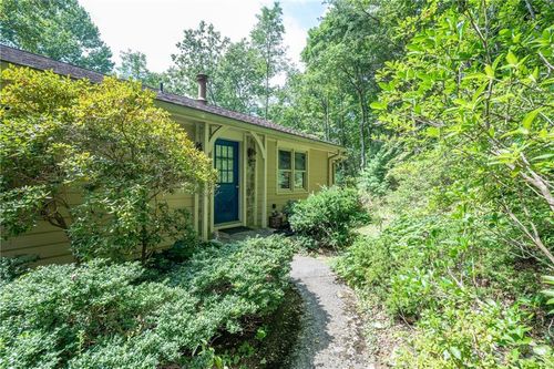 121 Winnebago Trl, Chatsworth, GA, 30705-6640 | Card Image