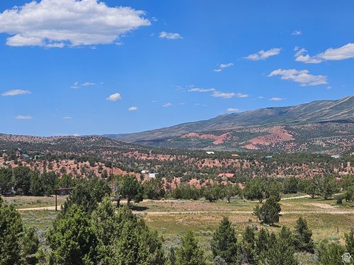 72-72 W Bandanna Dr, Fruitland, UT, 84027 | Card Image