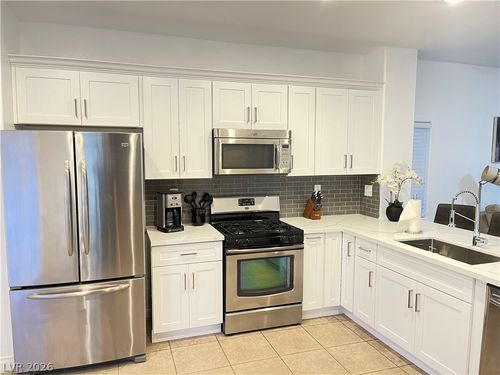 7416 Castillo Peak St, Las Vegas, NV, 89139-5518 | Card Image