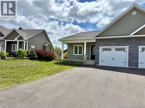 40 Auberry St, Moncton, NB, E1G5V2 | Card Image