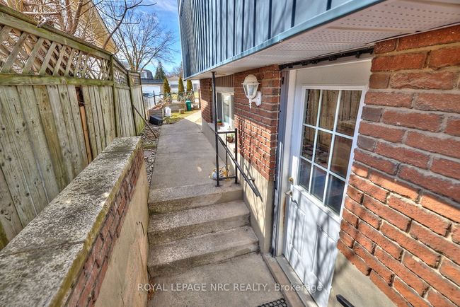 6796 Stokes St, House other with 5 bedrooms, 2 bathrooms and 4 parking in Niagara Falls ON | Image 31